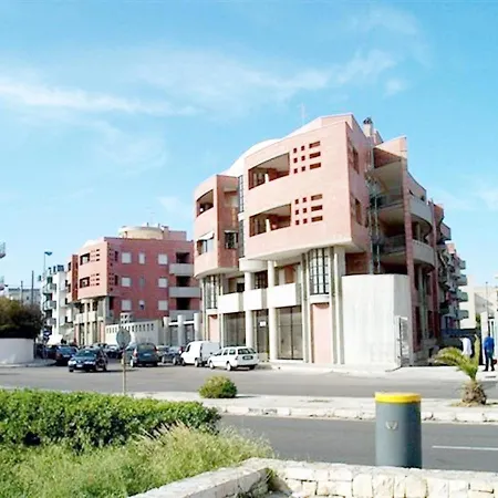 Blu Bay Apartment *